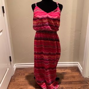 EUC White House Black Market dress
